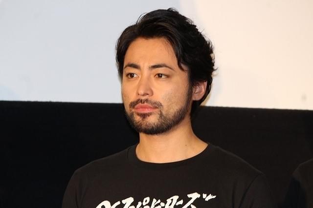 山田孝之＆知英＆安田顕「鷹の爪」アフレコ環境めぐり関係崩壊!?