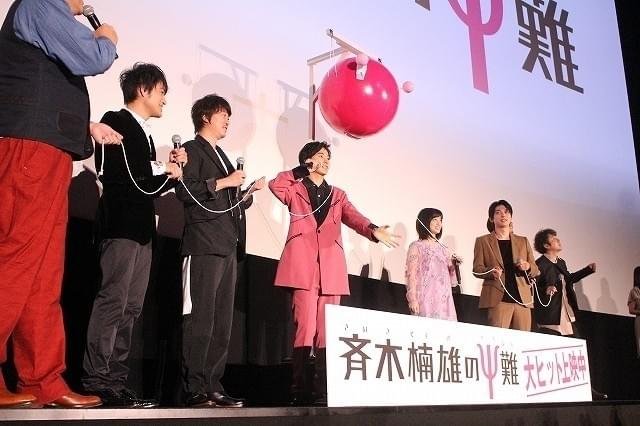 山崎賢人、衝撃の“変顔”披露！ 橋本環奈は福田雄一監督と“舌戦”