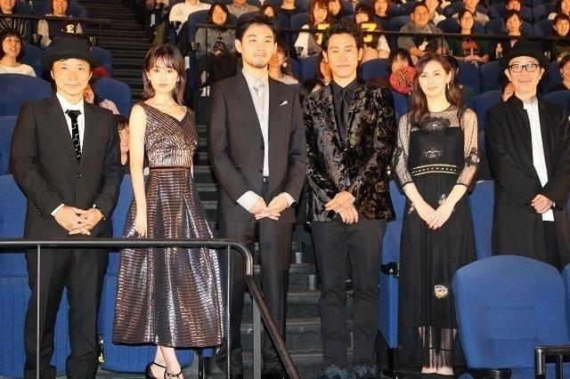 舞台挨拶を盛り上げた大泉洋ら