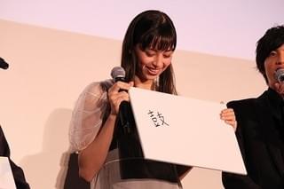 中条あやみは“甘えん坊”！筆跡から鑑定、本人は「小学5年の男子と言われる」