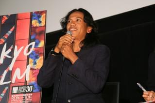 インドネシア気鋭の監督が長編デビュー作「他者の言葉の物語」について語る
