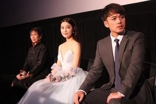 “遺灰安置宿”営む男を描く「ソウル・イン」監督、実の母を主要キャストに起用