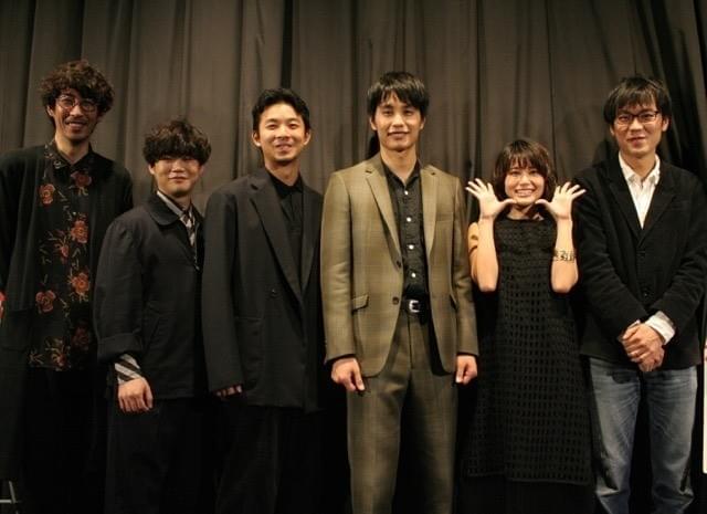 太賀は“みんなのおもちゃ”!? 1日中いじられてボヤキ節「どいつもこいつも」