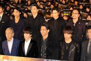 AKIRA＆岩田剛典「HiGH&LOW」監督の男泣きに感激！シリーズ終章「長いようで短かい3年」