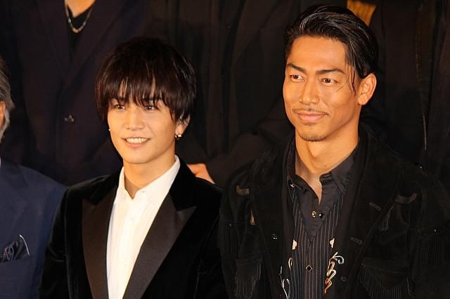 AKIRA＆岩田剛典「HiGH&LOW」監督の男泣きに感激！シリーズ終章「長いようで短かい3年」