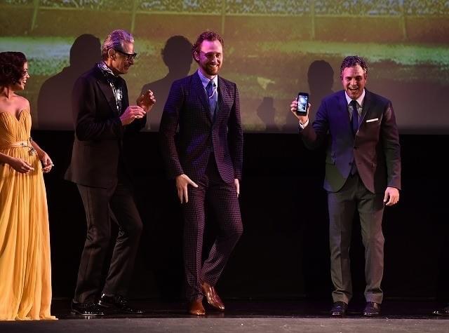 この舞台挨拶の後、SNSの ライブ配信を切り忘れ…