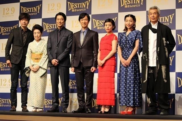 堺雅人、“妻”高畑充希への愛が止まらず！「手を握りたかった」