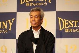堺雅人、“妻”高畑充希への愛が止まらず！「手を握りたかった」