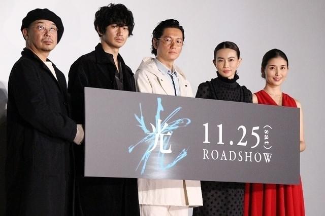 井浦新、瑛太を好きすぎて演技中にキス寸前？「愛してやまない人」