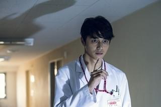 東出昌大の“怪演”が夏帆＆染谷将太を襲う！「散歩する侵略者」スピンオフ本編映像入手