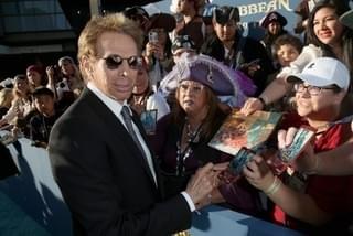 「パイレーツ」最新作でもタッグ！ジェリー・ブラッカイマー、ジョニデに寄せる親愛