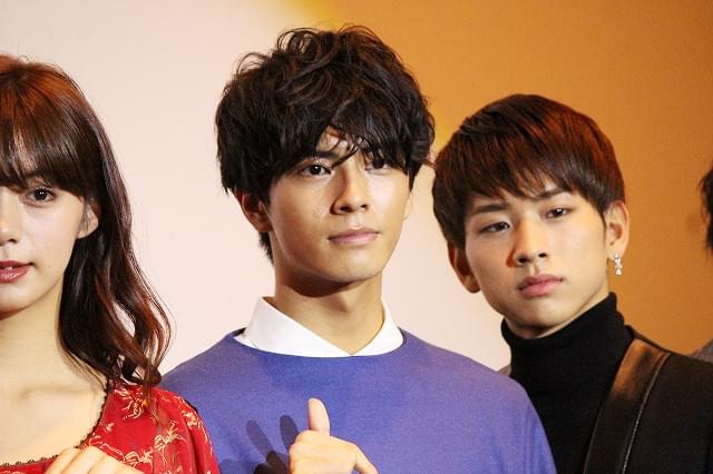 池田エライザ、まさかの“野次”にも負けず笑顔！映画初主演「一礼して、キス」公開