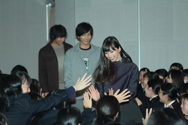 志尊淳、学生時代バレンタインチョコ40個！中条あやみ＆小関裕太ビックリ