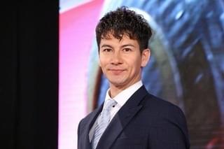 来日した「ジャスティス・リーグ」エズラ・ミラー、“今見たい映画”が親日ぶり全開！