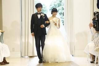 「8年越しの花嫁」佐藤健＆土屋太鳳、花婿＆花嫁姿で登場！“理想の結婚”語る