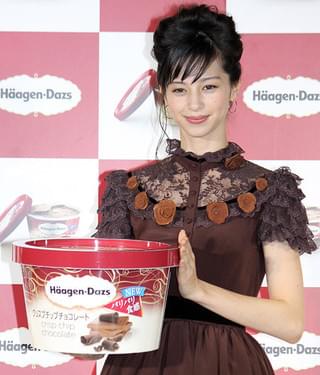 中条あやみ、宝塚参考に男装初挑戦「女性を守ってあげなきゃという気持ちに」