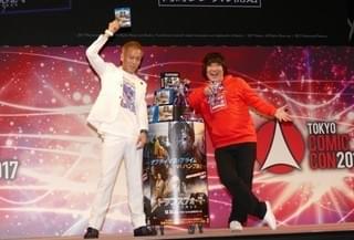 トランスフォーマー、東京コミコンに降臨！大ファン・岡崎体育が書き下ろし曲を生披露