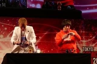 トランスフォーマー、東京コミコンに降臨！大ファン・岡崎体育が書き下ろし曲を生披露