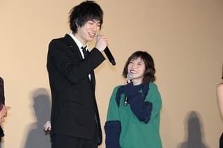 松岡茉優、渡辺大知のサプライズ歌唱に感激！「抱きしめられた気持ち」