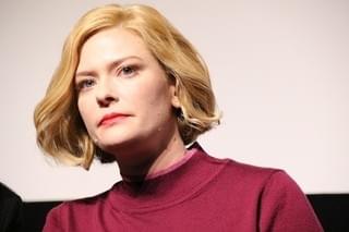 抗NMDA受容体脳炎と闘う女性描く「彼女が目覚めるその日まで」原作者が来日