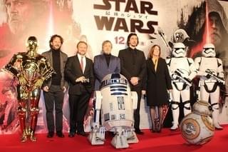 マーク・ハミル＆R2-D2のハグにファン1000人歓喜！「SW」新作引っさげ豪華メンバー来日