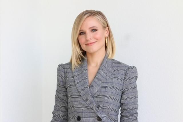 司会のクリステン・ベル