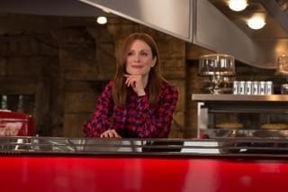 閲覧注意!?「キングスマン」ジュリアン・ムーアの怪演際立つ本編映像公開