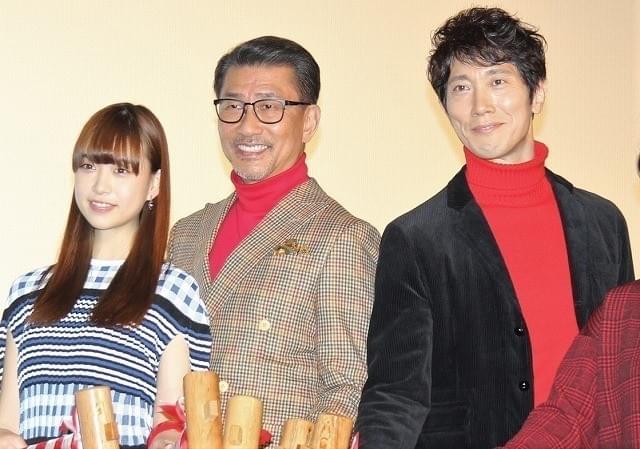 中井貴一＆佐々木蔵之介、新年早々まさかの衣装かぶり「バディ感出てよかった」