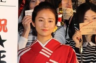 1月10日は“伊藤くんの日”！ 岡田将生＆木村文乃、記念日認定もキョトン