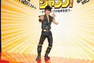 伊藤淳史はルフィ、生駒里奈はナルト！ジャンプ編集部全面協力ドラマで人気キャラのコスプレ挑戦