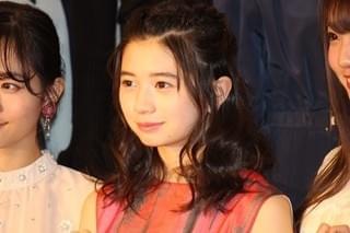 桜田ひより、初主演「咲」続編で“運命”感じた！ 完成披露に美女18人ズラリ勢ぞろい