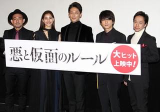 玉木宏、サプライズ誕生日の“肉ケーキ”に舌鼓も「写真にどう写るか心配」