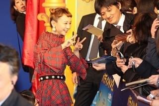 “Wヒュー”グラント＆ボネビルの掛け合いにファン大喜び 斎藤工「M-1目指してほしい」