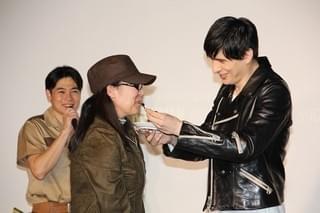 城田優「ゾンビに興奮」の橋本マナミと“ウォーキング・デッド婚”!?