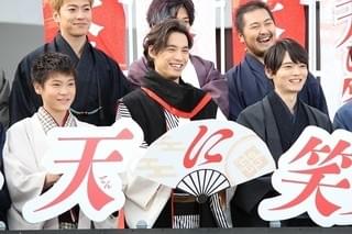 福士蒼汰「曇天に笑う」撮影で重症… 骨にヒビ入るも「動きに問題なかった」