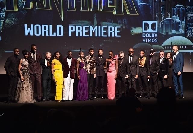 ワールドプレミアに主要キャストが勢ぞろい