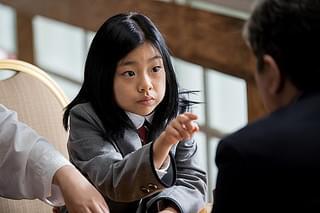 大物政治家が頼る占い師は少女 チェ・ミンシク主演「ザ・メイヤー」特別映像公開