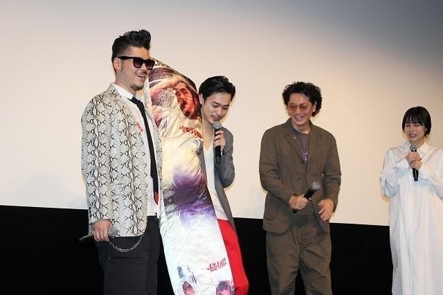 井浦新、成田凌との10日間共同生活は「普通の状態じゃなかった」