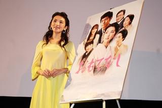 田中麗奈、変わらぬ美ぼうの秘けつは“潤い” ドレス姿に観客ため息