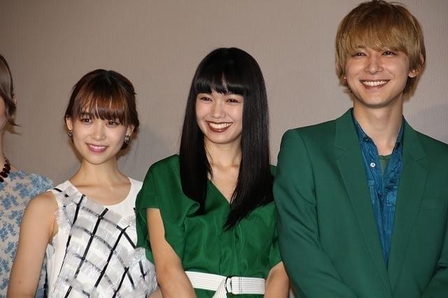 二階堂ふみ＆吉沢亮、小沢健二のサプライズメッセージに「感無量です」