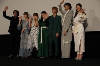 二階堂ふみ＆吉沢亮、小沢健二のサプライズメッセージに「感無量です」