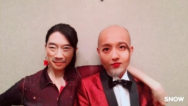 人気アプリ「SNOW」を使用