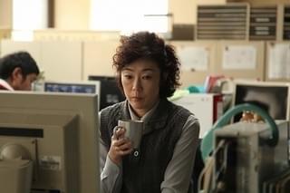 ジョシュ・ハートネットLOVEな寺島しのぶを活写！ 「オー・ルーシー！」劇中カット披露