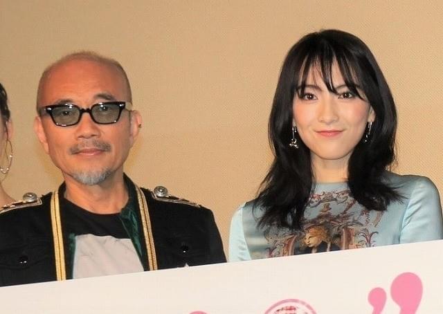 知英と竹中直人