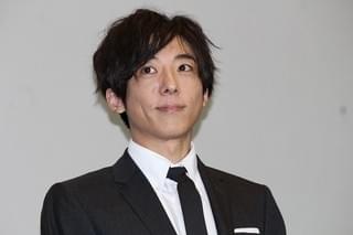 高橋一生、村上淳との“意外な縁”明かす「小学生のころ校庭開放で……」