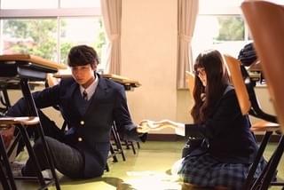 玉城ティナ×小関裕太の過激ビジュアル！「わたしに××しなさい！」ポスター＆場面写真披露