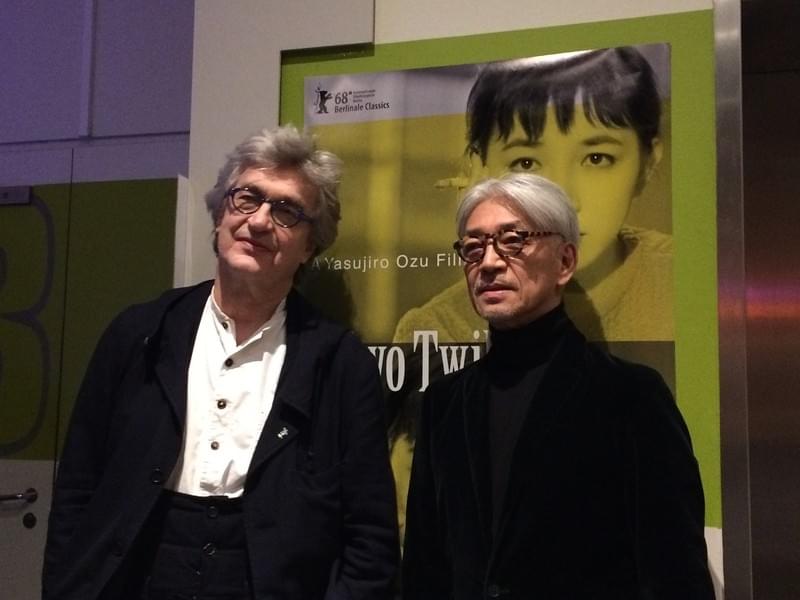 坂本龍一、ベルリン映画祭でパフォーマンス披露 ベンダースとは小津安二郎語る