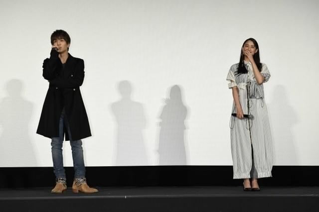 岩田剛典、29歳の誕生日にだまされた！仕掛け人・山本美月してやったり