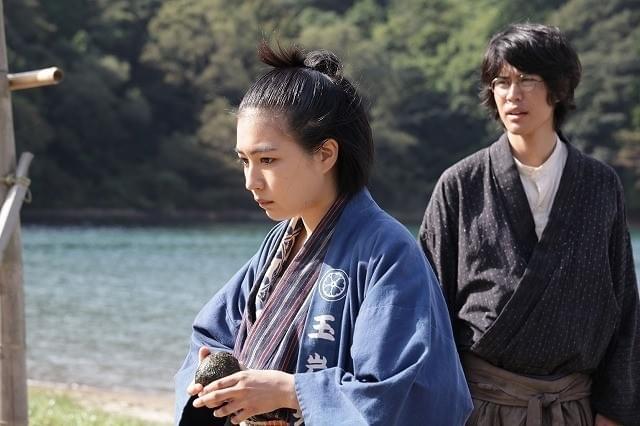 瀬々敬久監督「菊とギロチン」7月公開 木竜麻生＆東出昌大の熱演とらえた場面写真入手