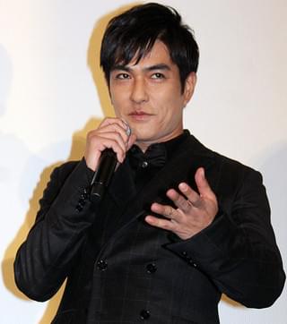 岩ちゃん、二段構えのサプライズに苦笑のち感涙「いやあ、参ったなあ」